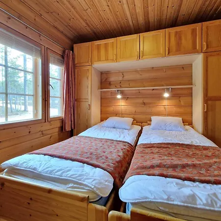 Paratiisikuru 2 * Kakslauttanen